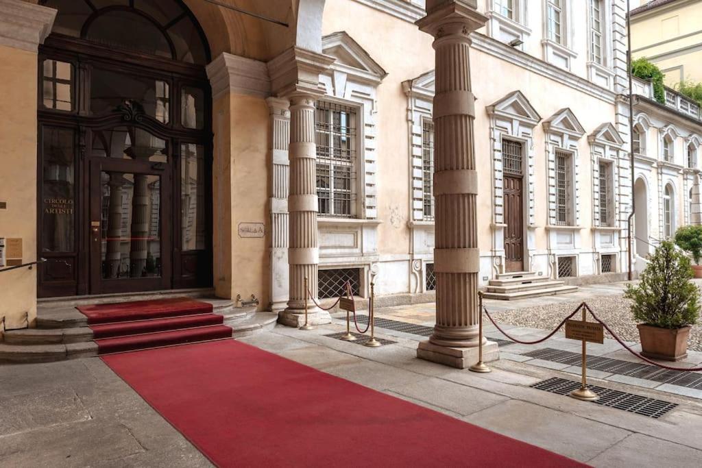 Art Heaven-Suite Graneri In Torino Centro Turim Exterior foto